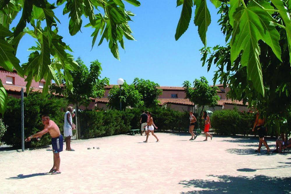 Lagrange Grand Bleu Vacances - Residence Les Jardins De Neptune Сен-Сиприен Экстерьер фото