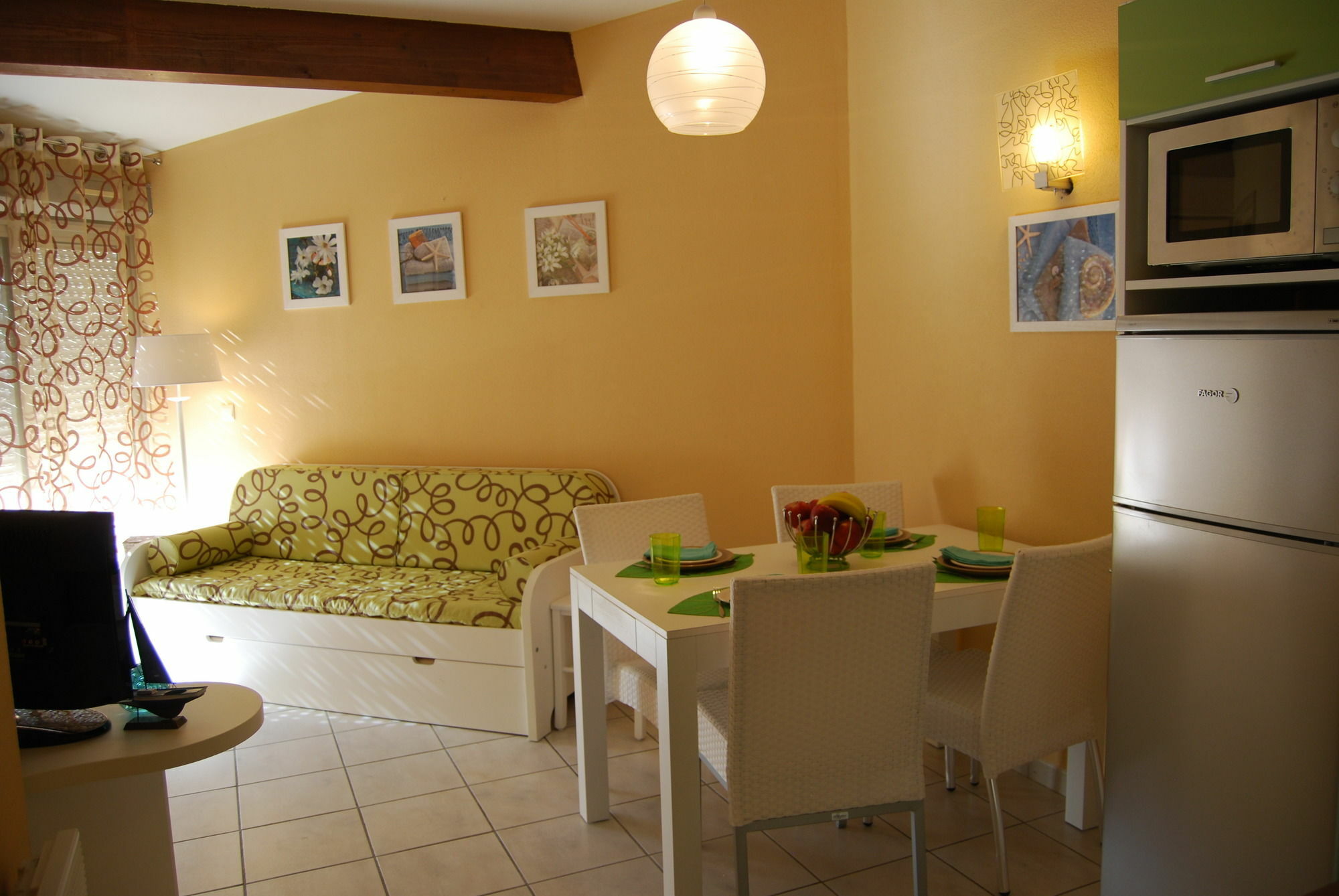 Lagrange Grand Bleu Vacances - Residence Les Jardins De Neptune Сен-Сиприен Экстерьер фото